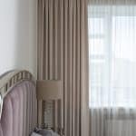 121GD-00019  Портьера Silkу 5 бежевая на подкладке 275*260