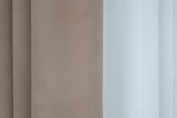 121GD-00019  Портьера Silkу 5 бежевая на подкладке 275*260 — изображение 3