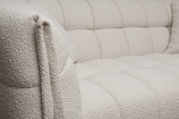 divan-dvuhmestnyj-gdprato-bukle-jekrju-orso-ecru-20410675sm-2 Диван двухместный GD/Prato букле экрю Orso ECRU 204*106**75см — изображение 3