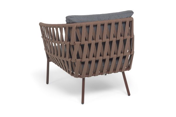"Диего" кресло плетеное из роупа, каркас алюминий коричневый (RAL8016) муар, роуп коричневый круглый, ткань темно-серая 027 — изображение 5