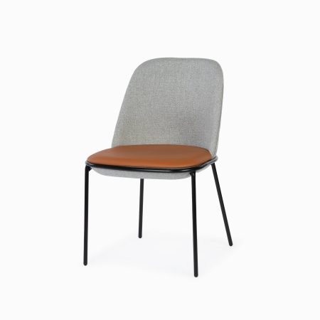 Обеденный стул Embrace