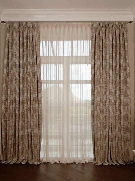 121GD-00028 Портьера Bromley бежевый 275*260