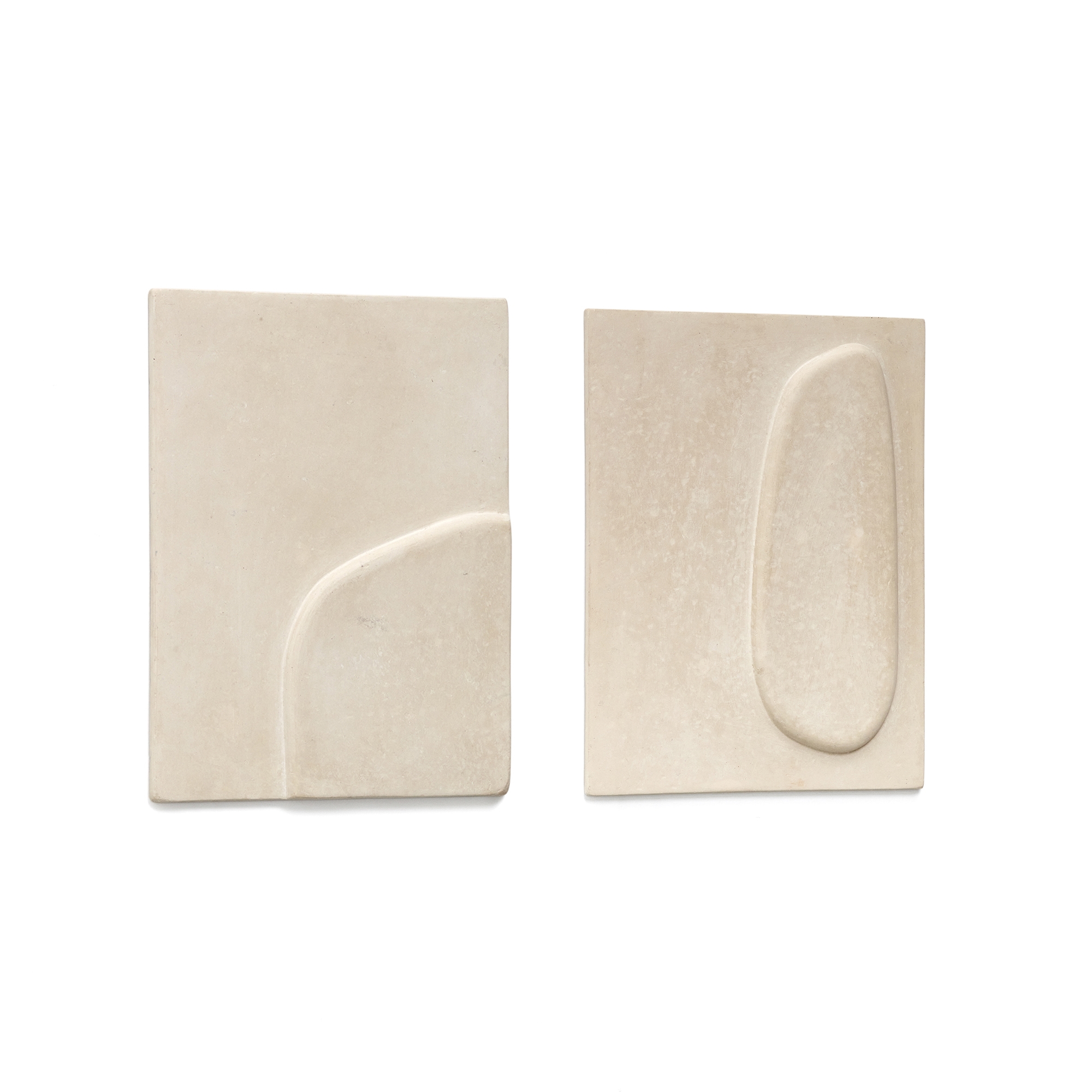 Mirta Набор из 2 картин из папье-маше бежевого цвета 29 х 39 см Mirta Набор из 2 картин из папье-маше бежевого цвета 29 х 39 см