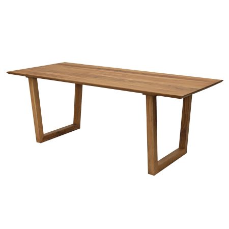 Обеденный стол из массива