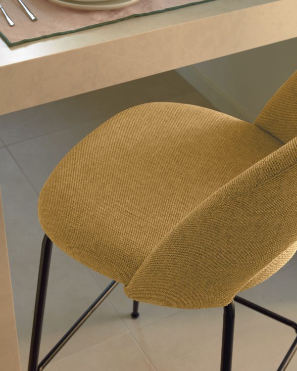 Полубарный стул Mahalia горчично-желтый — изображение 3