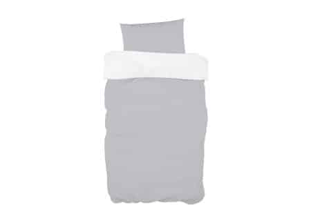 Постельное бельё в детскую кроватку. Состав: наволочка 40*32 см