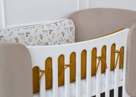 Мягкие бортики для кроватки KIDI soft "Зайчики с грибами" (горчичный