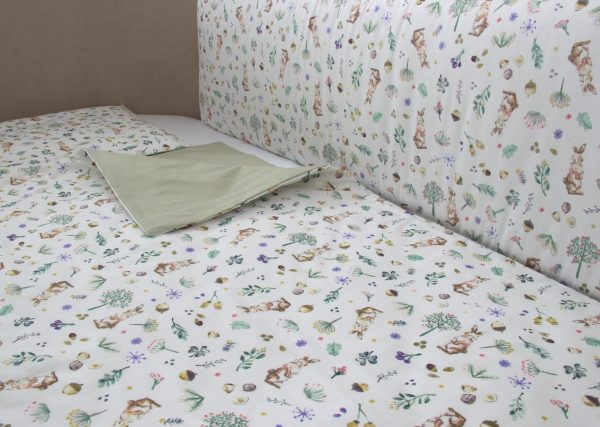 Постельное бельё в детскую кроватку «Зайчики с желудями» — изображение 3