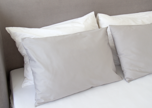 Комплект постельного белья 2-спальный (серый, сатин) — изображение 4