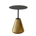 Журнальный столик с металлической столешницей