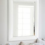 Зеркало в белой раме Жизель LHVM94W LouvreHome