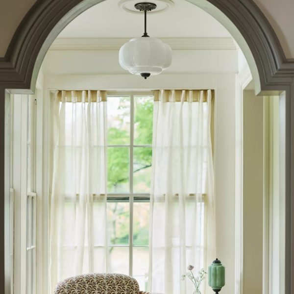 Черный подвесной светильник Элаиза LHLCH130324SWL LouvreHome