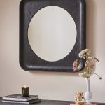 Настенное зеркало в раме Диеп DWM140925MOK LouvreHome