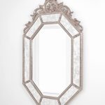 Серебряное настенное зеркало Лидс LHDWM126ZYH-AS LouvreHome