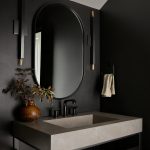 Чёрное овальное зеркало Рейли DWM200824PND LouvreHome